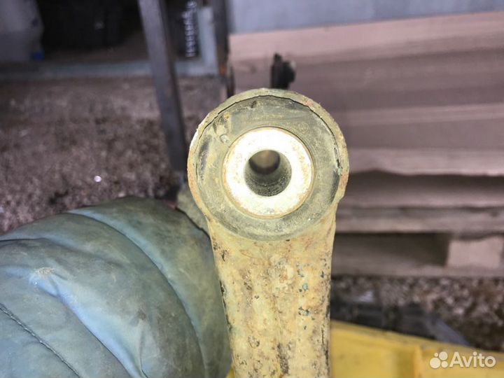 Рычаг подвески передний левый Ford Focus 2 CB4