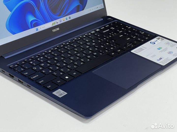 Новый ноут IPS Core i5 10 16G озу SSD512g Металл