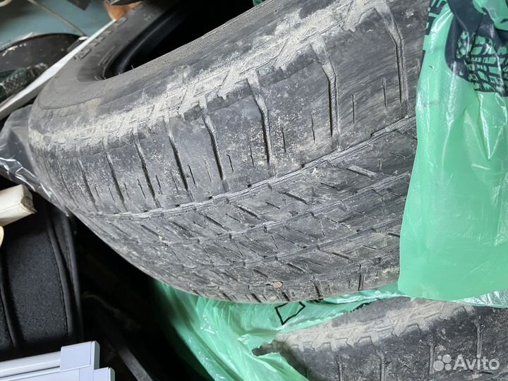 Bridgestone Dueler H/T 684II 265/60 R18