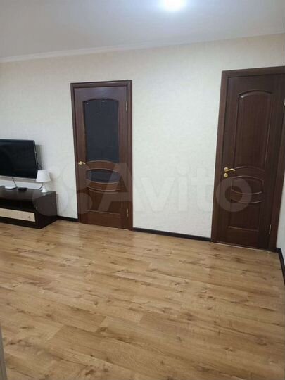 2-к. квартира, 44 м², 3/3 эт.