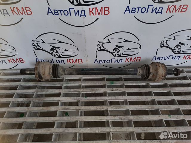 Привод задний W204 om271 левый/правый