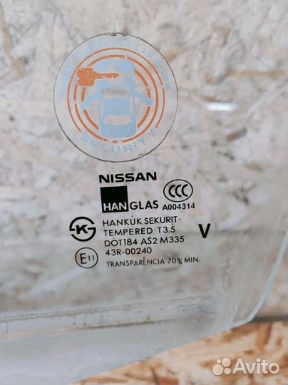 Стекло двери передней левой Nissan Almera Classic