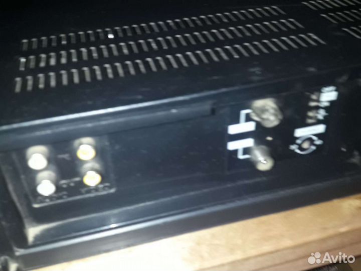 Видеомагнитофон