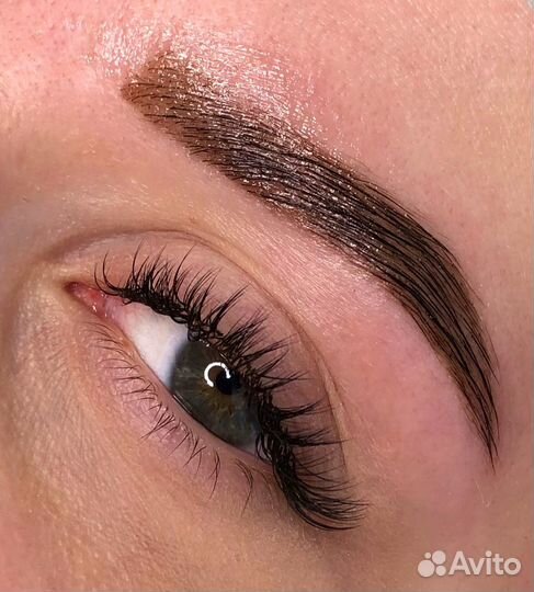 Наращивание ресниц брови