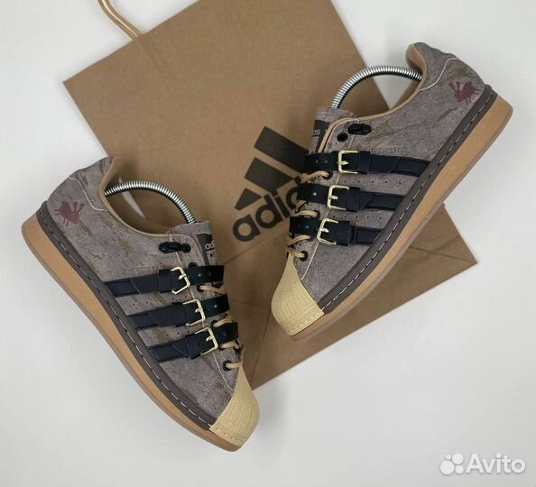 Кроссовки женские Adidas Superstar