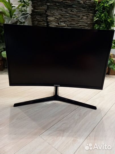 Монитор Samsung C24RG50FQI, 23.5