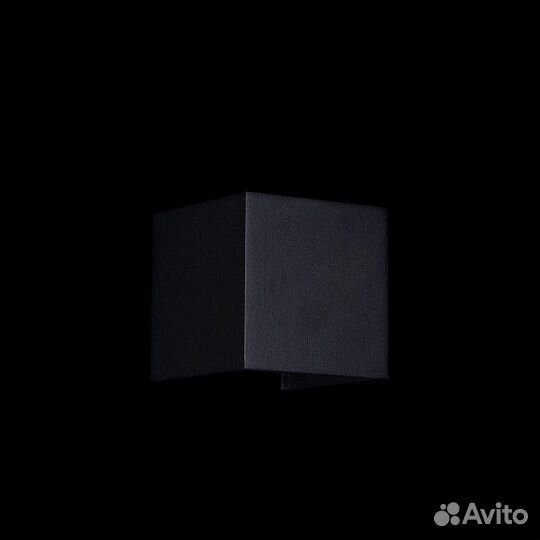 Накладной светильник Maytoni Fulton O572WL-L6B