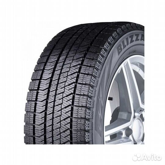 Bridgestone Blizzak Ice 215/60 R16 99T
