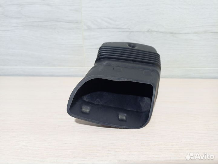 Воздуховод Ford Kuga 1