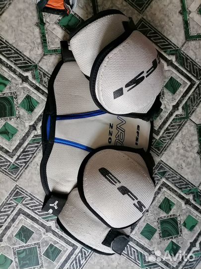 Нагрудник хоккейный детский