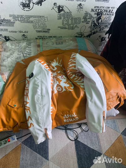 Кожаная куртка унисекс