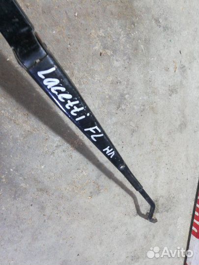 Поводок дворника передний левый Chevrolet Lacetti