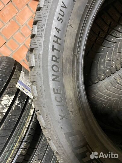 Michelin X-Ice North 4 SUV 275/45 R20 110T