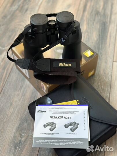Бинокль Nikon Aculon A211 12x50
