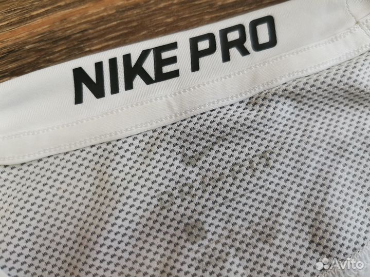 Компрессионная термофутболка Nike Pro
