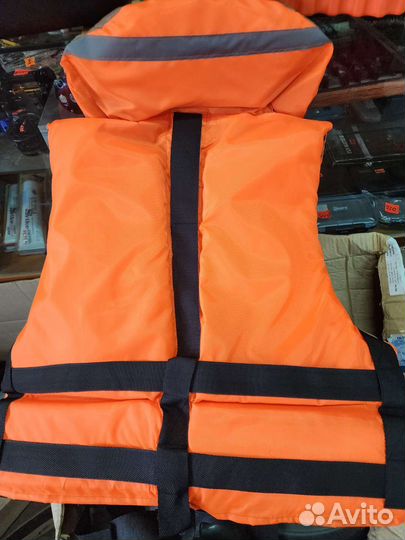 Спасательный жилет сертифицированный