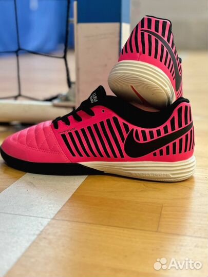 Футзалки Nike Lunar Gato 2 pink