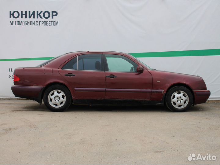 Mercedes-Benz E-класс 2.4 МТ, 1997, 332 982 км