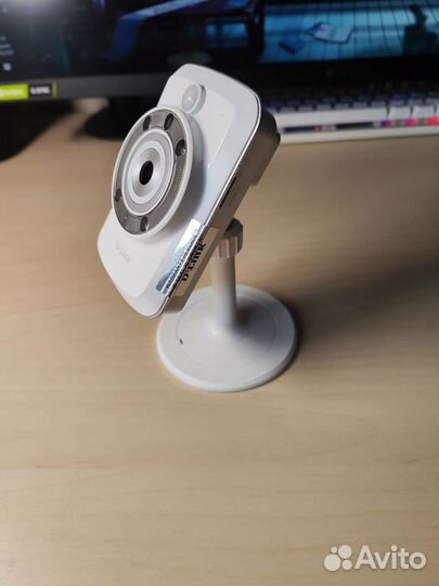 Веб-камера D-Link DCS-942L