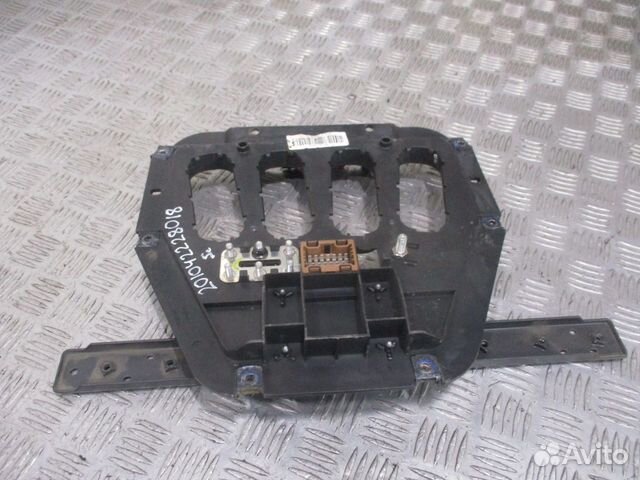 Кронштейн электроразъемов Scania 1804185