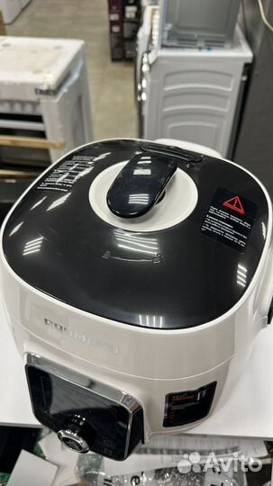 Мультиварка-скороварка Redmond RMC p470