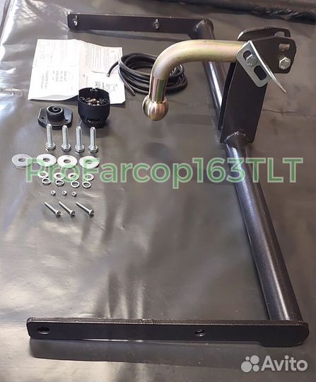 Фаркоп на Volkswagen Polo седан / Skoda Rapid