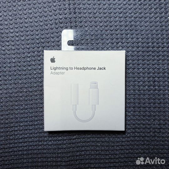 Адаптер Apple Lightning to 3.5 mm Jack / Новый