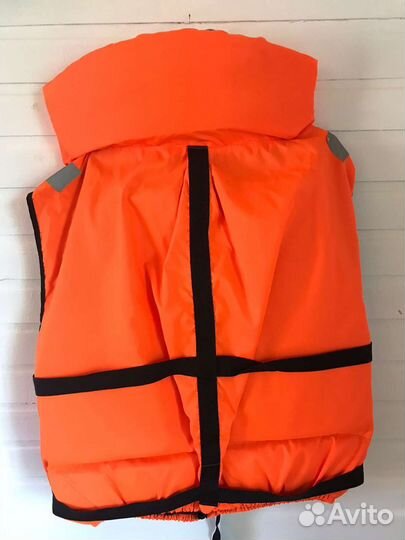 Спасательный жилет взрослый