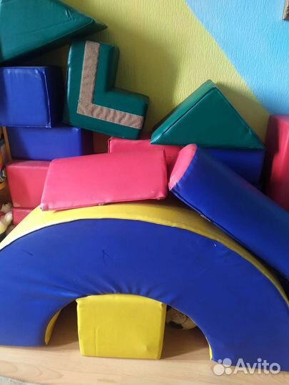 Мягкие модули необычных расцветок для детей
