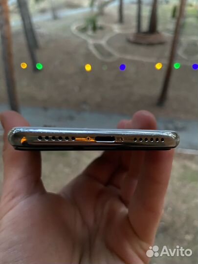 iPhone X, 64 ГБ