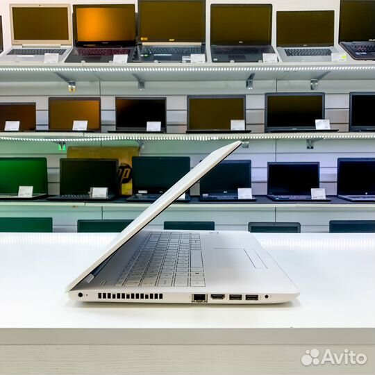Ноутбук HP i7/16RAM/SSD+HDD