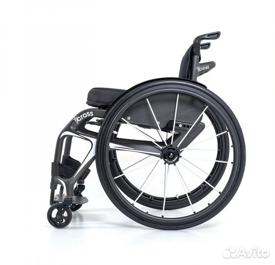 Лёгкая инвалидная коляска из карбона iCross active
