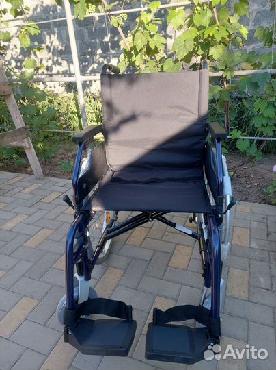 Инвалидная коляска