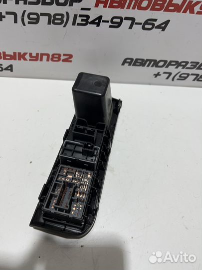 Блок кнопок Nissan Note E11 ниссан нот е11