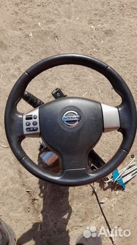 Руль Nissan Note 2009 г
