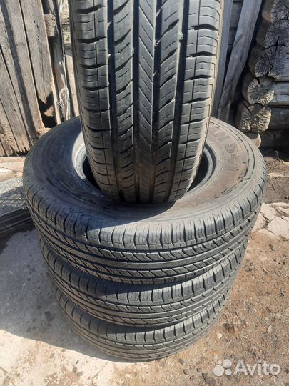Nexen Roadian 541 235/75 R16
