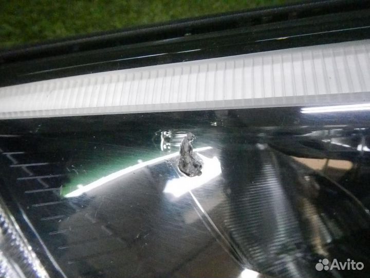 Фара левая Hyundai Tucson