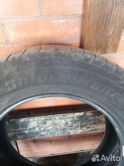 Bridgestone Dueler H/P 225/65 R17