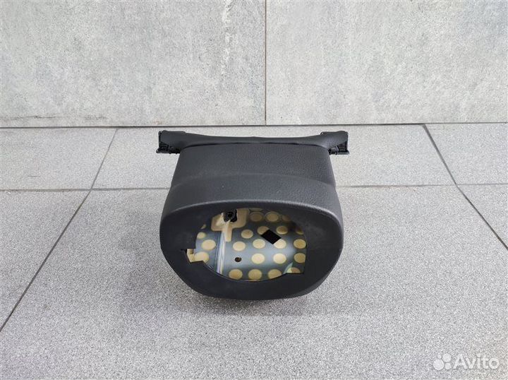 Кожух рулевой колонки Vw Tiguan