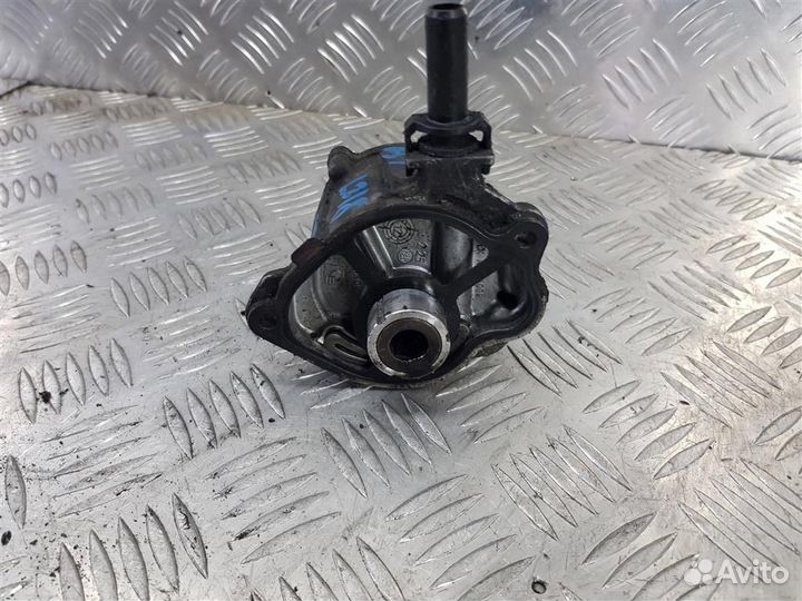 Насос вакуумный Мерседес Sprinter (906)