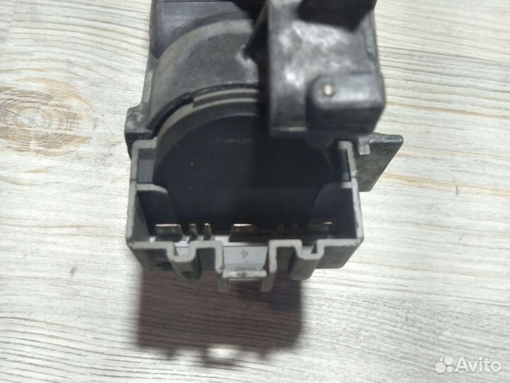 Замок зажигания Ford Fusion