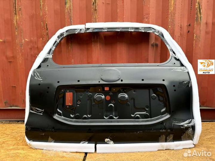 Крышка багажника Toyota Land Cruiser Prado J150