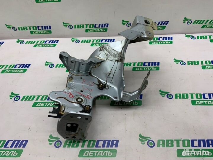 Лонжерон кузова передний левый Volkswagen Eos