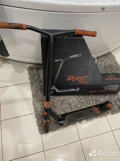Трюковой самокат duke 404