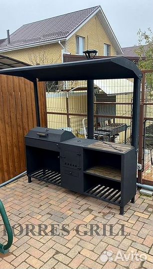 Мангал с коптильней
