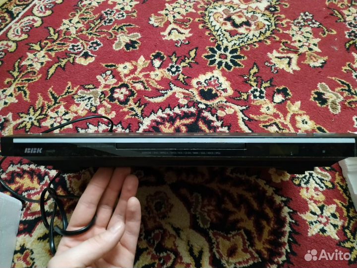 Караоке BBK dv612si