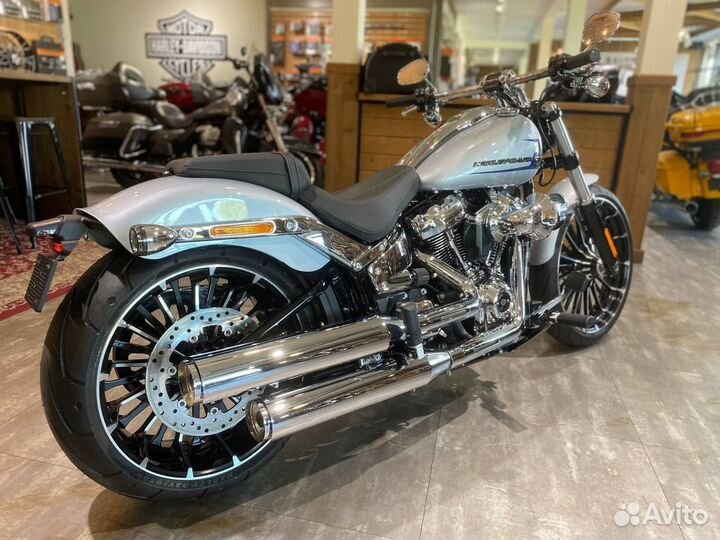 Harley-Davidson Breakout 117