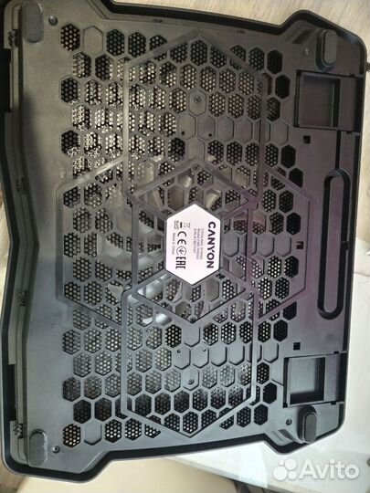 Подставка с охлаждением вентилятор