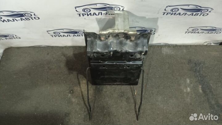 Площадка аккумулятора Grand Vitara