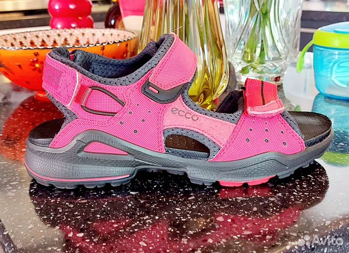 Сандалии ecco biom